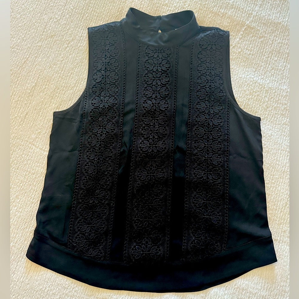 Ann Taylor Lace Overlay Mock Neck Sleeveless Top Size S
